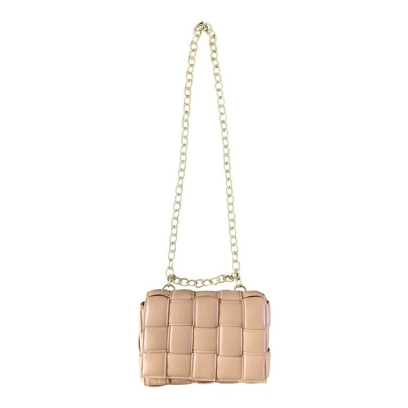 Shoulder Bag Beige and Gold Chain Quilted Crossbody Bag NWOT - Picture 1 of 5